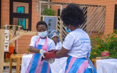 le spectacle « La Calebasse des Arts », porté par les apprenants du Club des Métiers d’Art et d’Artisanat du TogoDSC_5413